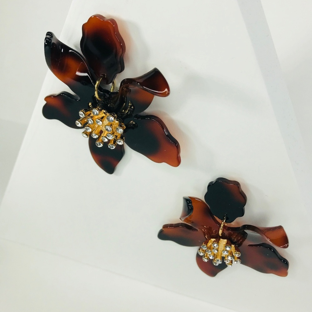Crystal Lily Drop Earrings Tortoise - Picture 2 of 6